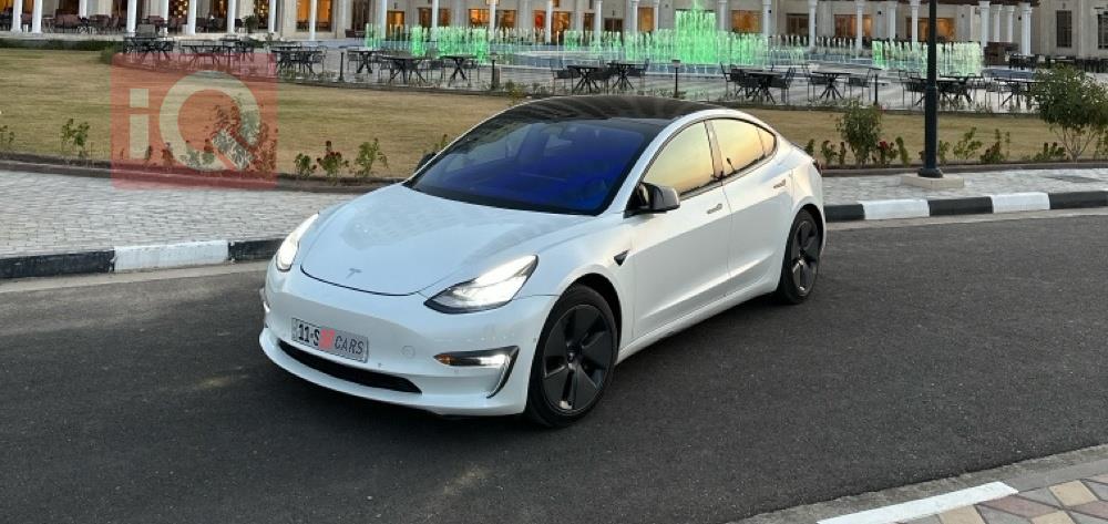 تسلا موديل 3